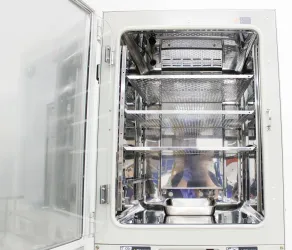 Sanyo MCO-18AIC CO2 Incubator 170L with Direct Heat and Humidity Control, 5 of 10