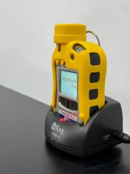 RAE Systems ToxiRAE Pro PGM-1860 Single Gas Detector for Toxic and Combustible Gases, 2 of 4