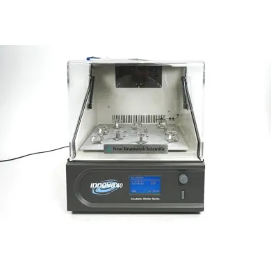 Eppendorf New Brunswick Innova 40 Incubator Shaker with 25mm Orbit
