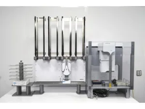 Agilent Bravo Automated Liquid Handling Platform with BenchCel Microplate Handler and Labware MiniHub, 3 of 12