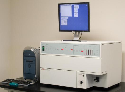 Becton Dickinson FACScan-cover