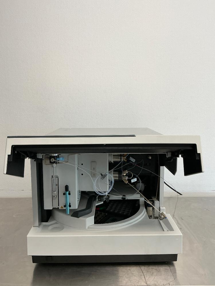Thermo Scientific Ultimate 3000 WPS-3000TBFC High-Performance HPLC Autosampler