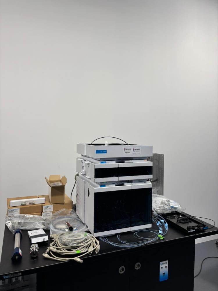 Agilent 1260 Infinity II High-Performance Liquid Chromatography System