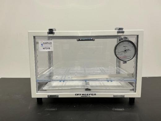 Sanplatec Dry Keeper Hygrometer – Enclosed Dry Storage Chamber with Analog Humidity Monitoring-cover
