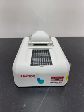 Thermo Scientific NanoDrop 8000 Microvolume UV/VIS Spectrophotometer for Quantitative Analysis-cover