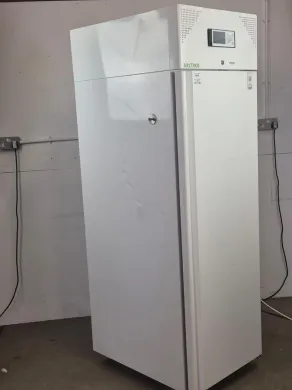 ARTiKO LR500 Laboratory Refrigerator for Precise Sample and Reagent Storage