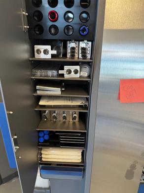 Thermo Fisher Scientific Invitrogen Bigfoot Cell Sorter for Advanced Flow Cytometry-cover