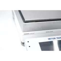 Mettler Toledo XPE6002S DR Precision Balance, 2 of 6