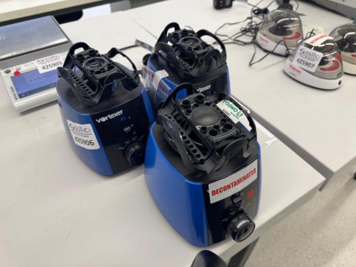 Heathrow Scientific Vortexer with Variable Speed Control – Set of 3-cover