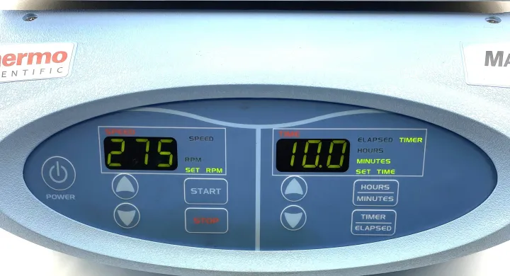 Thermo Scientific MaxQ 2000 Digital Benchtop Orbital Shaker with Microplate Platform