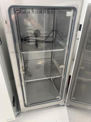 Thermo HERAtherm Refrigerated Incubator-cover