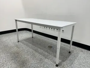 Terra Universal 6-Foot Laboratory Bench, 3 of 4