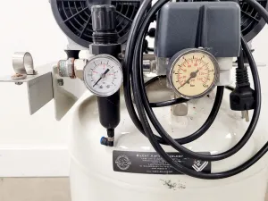 Werther International C 120X2/50 Laboratory Compressor for Instrument Air Supply, 9 of 18