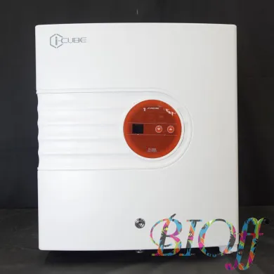 AS ONE FI-280 Hot Air Culture Incubator for Microbiological Testing, 28L Capacity