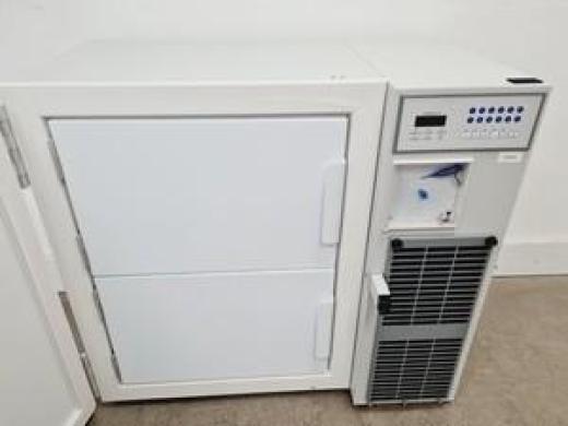 Eppendorf F101h-86 CryoCube Ultra Low Temperature Freezer Lab-cover