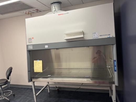 Thermo 1500 Series B2 6' BioSafety Cabinet-cover