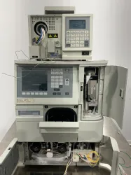 Waters Alliance 2695 HPLC System with 2489 UV/Visible Detector for Liquid Chromatography Analysis, 3 of 4