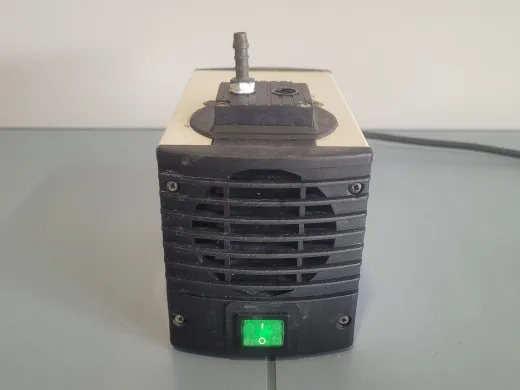 KNF LABOPORT N 86 KT.18 Vacuum Pump