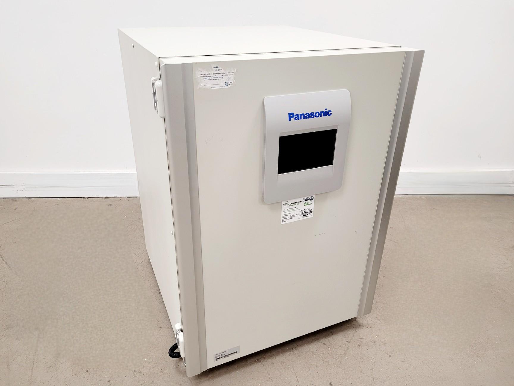 Panasonic MCO-170AICUVH-PE IncuSafe CO2 Incubator for Cell Culture Applications