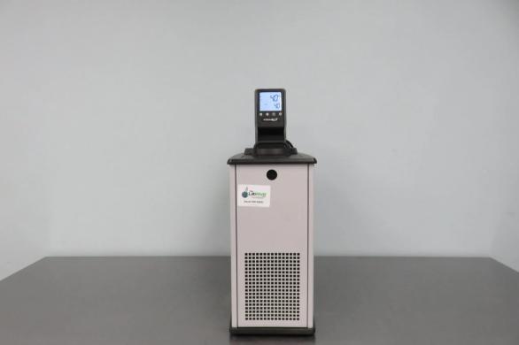 PolyScience MX07R-20-V11B 7L Recirculating Laboratory Chiller with Heating & Cooling-cover