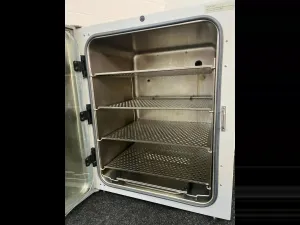 New Brunswick Galaxy 170 S CO2 Incubator with 165L Capacity, 9 of 13