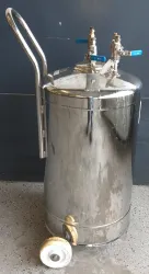 105L Stainless Steel Chemical Pressure-Mixing Vessel with Integrated Graco Pressure Regulator, 3 of 10