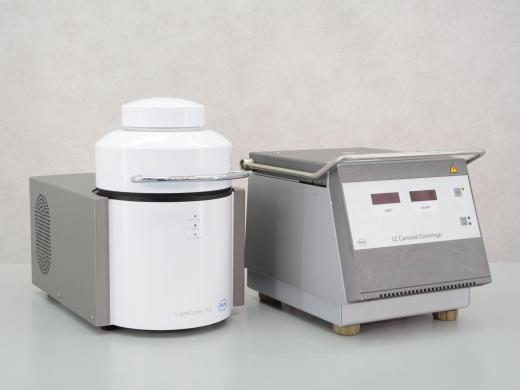 Roche LC Carousel Benchtop Centrifuge and LightCycler 2.0 Real-Time PCR Fluorescence Meter-cover