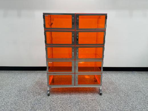 Cleatech 10 Door Amber Acrylic Desiccator with Purge Control System-cover