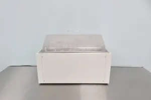 VWR Digital Circulating Water Bath 18L with Stainless Steel Chamber and Digital Temperature Control, 3 of 10