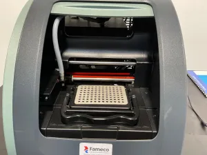 Agilent Stratagene MX3005P Quantitative Real-Time PCR System, 3 of 4