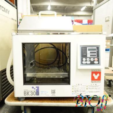 Yamato Scientific BK-300 Constant Temperature Water Bath-cover