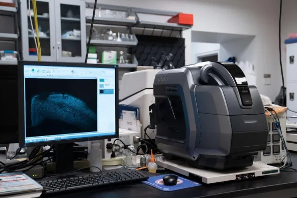 Keyence BZ-9000, Microscopy & Imaging
