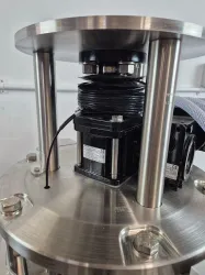 Cytiva AxiChrom 300/300 Axial Compression Chromatography Column for Bioprocessing, 8 of 22