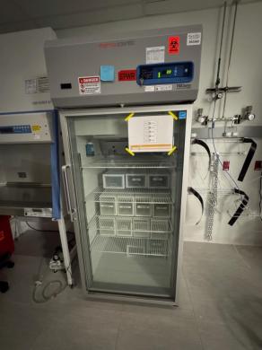Thermo Scientific TSX Series Laboratory Refrigerator for Sample and Reagent Storage-cover