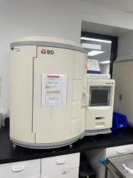 BD Phoenix 100 Automated ID/AST System for Microbial Identification and Antibiotic Susceptibility Testing, 2 of 3