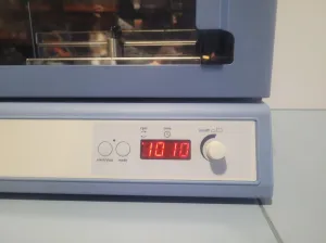 Stuart SI505 Incubator Shaker for Microplates with Orbital Shaking and Temperature Control, 3 of 7