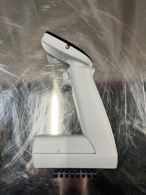 Thermo 4670040BT Analytical Cell Analyzer for Cell Data Analysis-cover