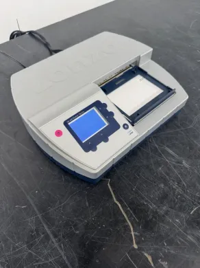 Lonza 96-Well Shuttle Device for High-Throughput Electroporation of Mammalian Cells