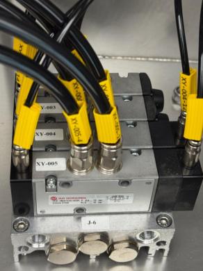 Cytiva Axichrom Master 300-2000 Chromatography System-cover