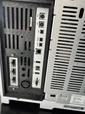 Agilent Technologies 8890 Gas Chromatograph System with Integrated Touchscreen and Autosampler-cover