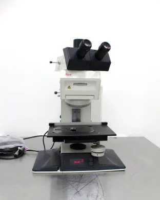 LEICA DM-RXE Fluorescence Microscope for Repair – Non-Functional Parts Unit