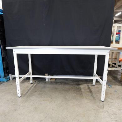 YamaTec Laboratory Workbench Model 715825, 150x60x80 cm-cover