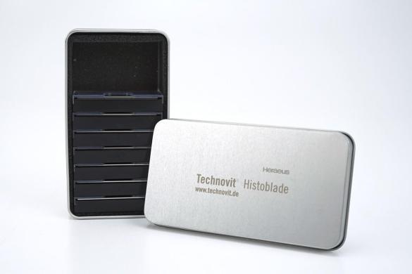 Kulzer Technovit Histoblade S17024-5112 35-Piece Disposable Microtome Blades for Leica Reichert Microtomes-cover