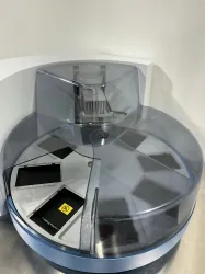 Thermo Scientific KingFisher Flex Automated Magnetic Particle Processor for 96-Well Plates, 4 of 4