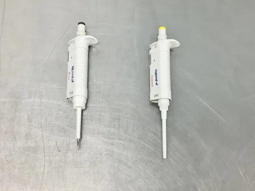 Eppendorf Research Plus Single-Channel Adjustable Volume Pipette Packages