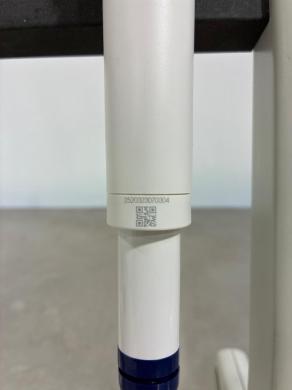 Invitrogen NeonNxT Set of 3 Electronic Pipettes for Precise Liquid Handling-cover