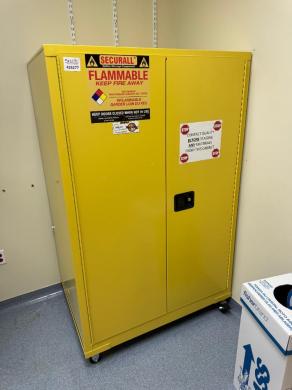 Securall Flame Cabinet Flammable Liquid Storage Cabinet with Lockable Door-cover