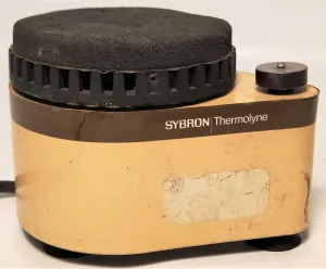 Thermolyne MaxiMix I 16700 Vortex Mixer, 4 of 12