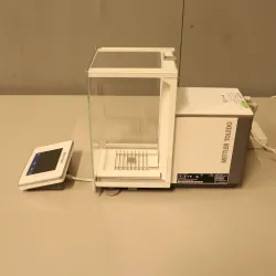 Mettler Toledo Excellence XSR304 Analytical Balance 320g Capacity with 0.1mg Readability, 7 of 12