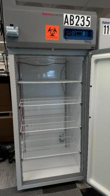Thermo Scientific TSX Series TSX3020FA Ultra-Low Temperature -20°C Laboratory Freezer-cover